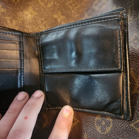 Gucci bifold snake wallet - Picture 3 of 8